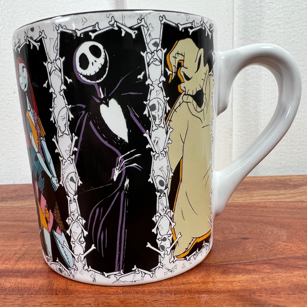 Disney Nightmare Before Christmas Jack Sally Oogie Boogie Silver Buffalo Mug